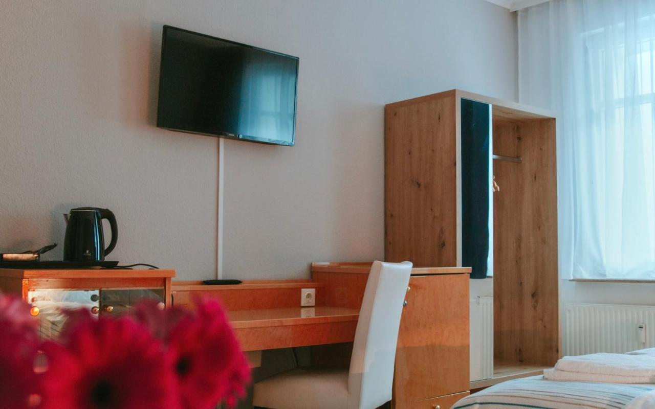 Pension Tokus Nuremberg Extérieur photo