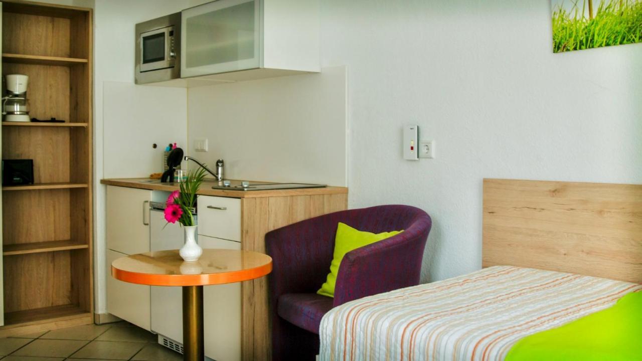 Pension Tokus Nuremberg Extérieur photo