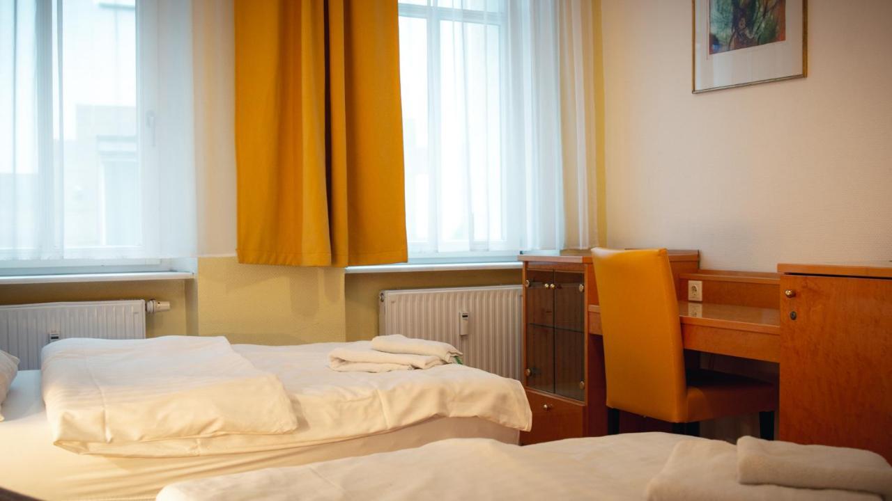 Pension Tokus Nuremberg Extérieur photo