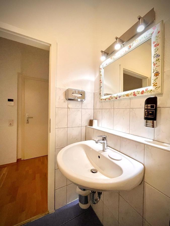 Pension Tokus Nuremberg Extérieur photo