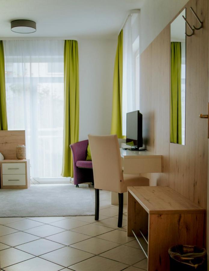 Pension Tokus Nuremberg Extérieur photo