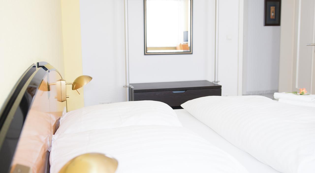Pension Tokus Nuremberg Extérieur photo