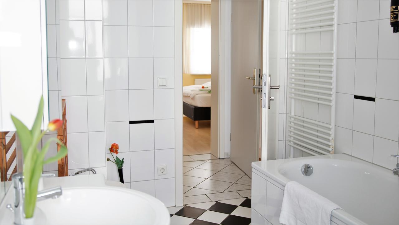 Pension Tokus Nuremberg Extérieur photo